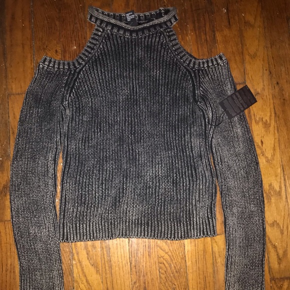 Forever21 sweater cutout shoulder crop top sz S - Picture 4 of 7